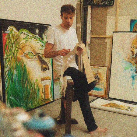 Profile picture of Alberto Ballocca with canvas in his studio